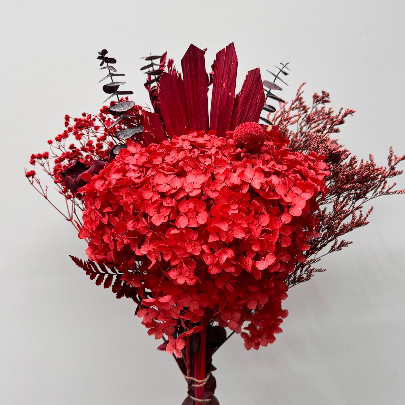 Red Velvet - Dry Flowers Traders |